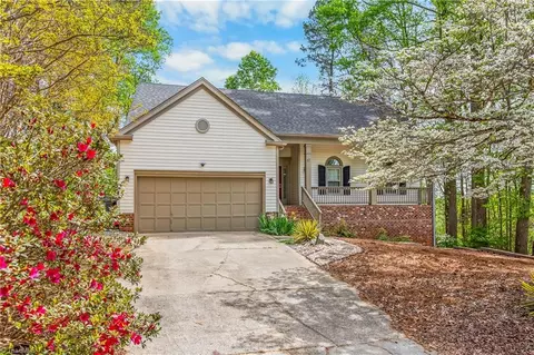 17 Spring Oak Ct, Greensboro, NC 27410