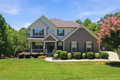 4458 Bonnie Loch Dr, Burlington, NC 27215