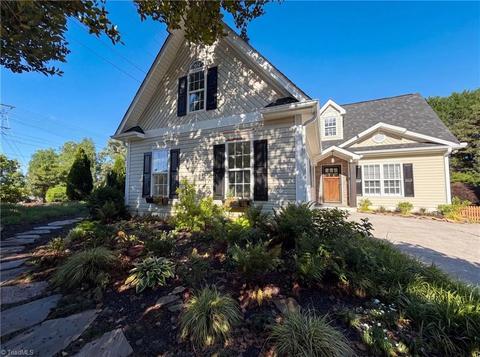 105 Jefferson Forest Ct, Winston Salem, NC 27106