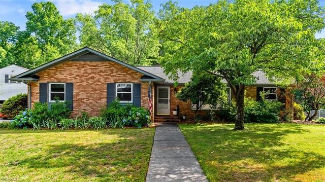 2654 London Ln, Winston Salem, NC 27103