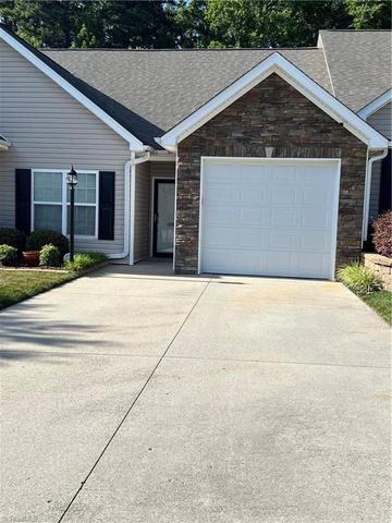 1689 Grand Springs Dr, Winston Salem, NC 27127