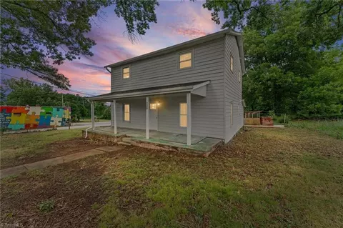 1220 Elm St S, High Point, NC 27260