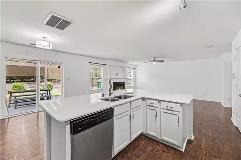 6739 Maize Dr, High Point, NC 27265 photo 13