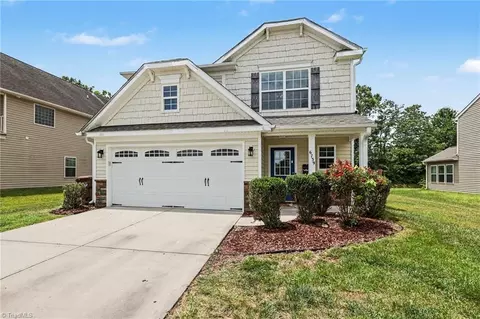 6739 Maize Dr, High Point, NC 27265 photo 2