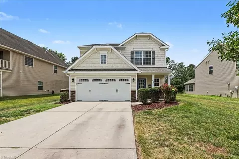6739 Maize Dr, High Point, NC 27265 photo 4