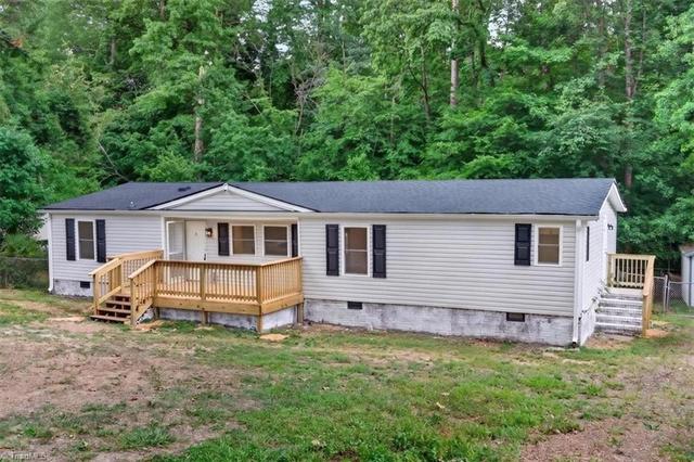 4560 Effie Ln, Walkertown, NC 27051