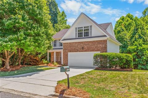 4415 Camden Ridge Dr, Greensboro, NC 27410
