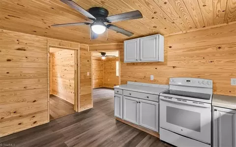 3092 Denton Rd, Denton, NC 27239 photo 10