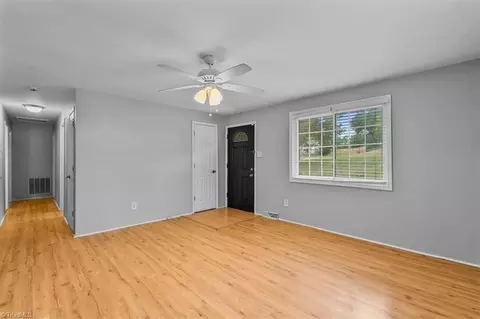 Entry Way - 5479 Kimberly Ln, Trinity, NC 27370 photo 1 of 4