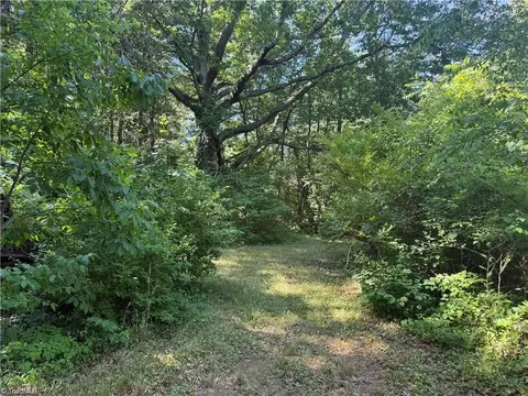 Exterior - 607 Kirby Rd, King, NC 27021 photo 6 of 10
