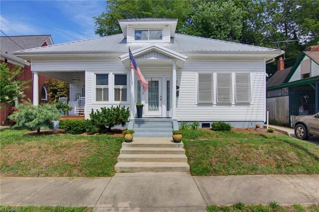 305 Irvin St, Reidsville, NC 27320