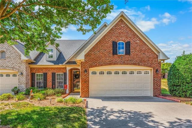 905 Pelican Ln, Clemmons, NC 27012