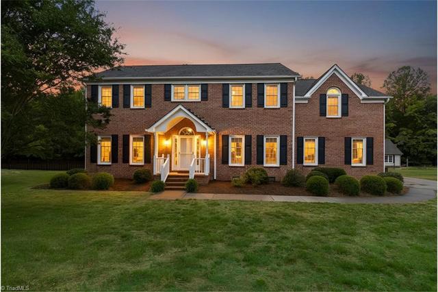 2903 Latta Dr, Summerfield, NC 27358