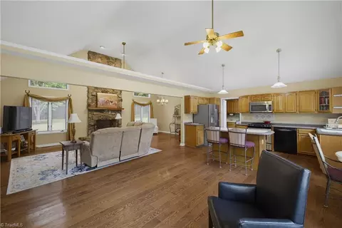 3505 Ivey Ln, Trinity, NC 27370 photo 9