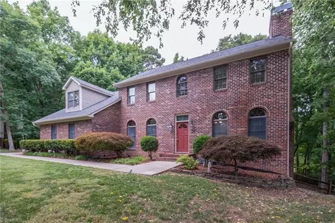 2448 Glen Cove Way, High Point, NC 27265