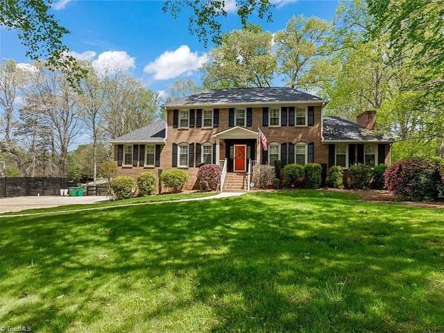3800 Tangle Oak Dr, Clemmons, NC 27012