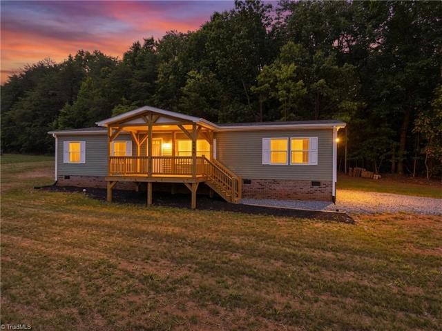 4963 Rhoney Rd, Connelly Springs, NC 28612