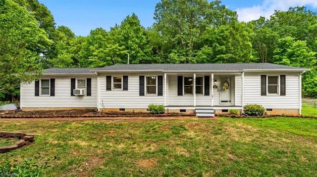 331 Vista Pkwy, Asheboro, NC 27205