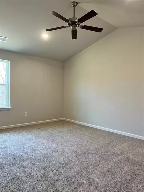 401 Unity St, Thomasville, NC 27360 photo 7