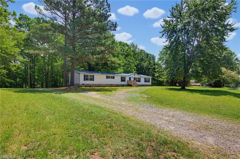 1041 Whitts Rd, Madison, NC 27025