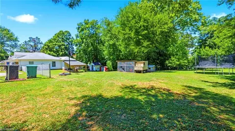 413 415 Dayton Ave E, High Point, NC 27262 photo 21