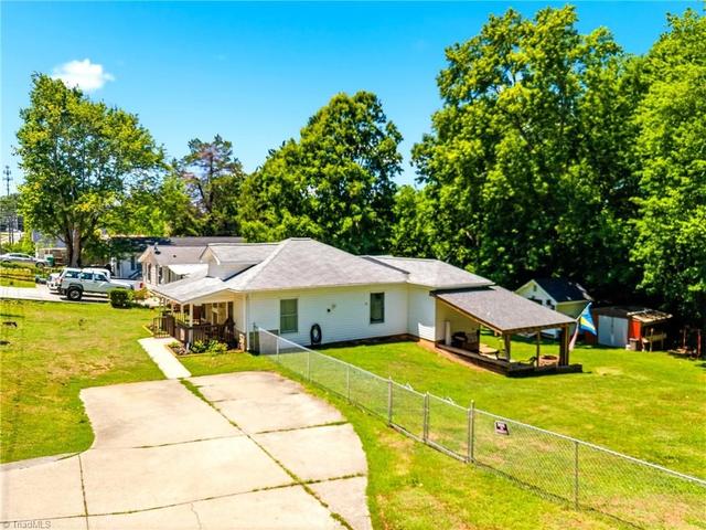 413 415 Dayton Ave E, High Point, NC 27262