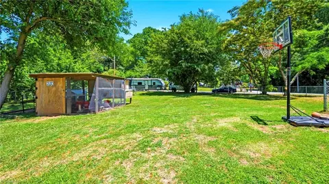 413 415 Dayton Ave E, High Point, NC 27262 photo 22
