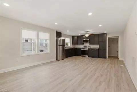 934 Forrest St, High Point, NC 27262 photo 6
