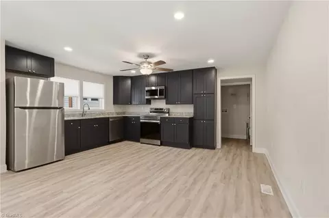 934 Forrest St, High Point, NC 27262 photo 8