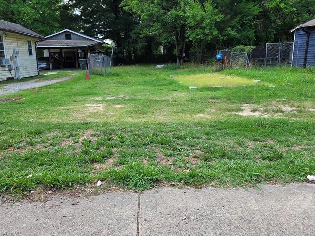 922 Lincoln St, Greensboro, NC 27401