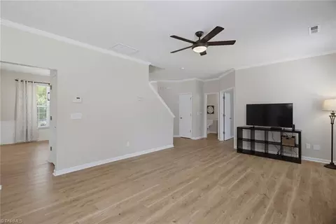 3706 Single Leaf Cir, High Point, NC 27265 photo 17