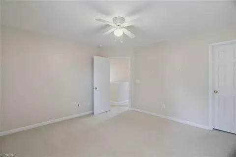 3706 Single Leaf Cir, High Point, NC 27265 photo 32
