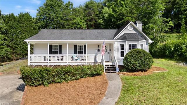 160 Crossfield Ct, Lexington, NC 27295