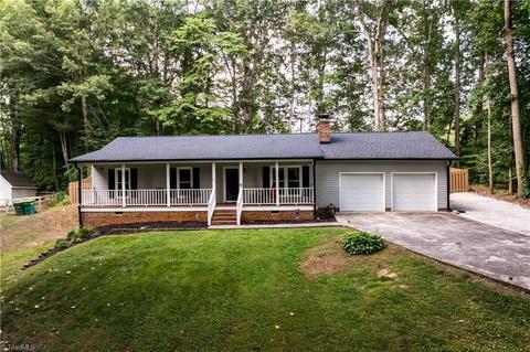 1033 Alabnon Rd, Lewisville, NC 27023