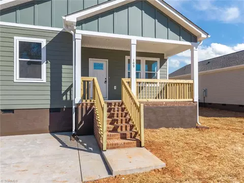 109 Earnhardt St E, Salisbury, NC 28144 photo 4