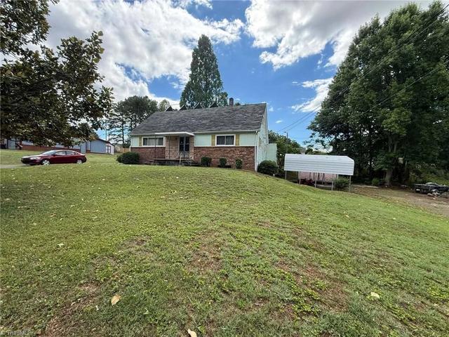309 Berry Garden Rd, Kernersville, NC 27284