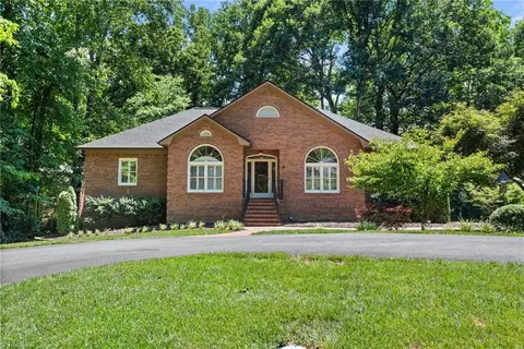 5021 Meadow Hill Ct, Winston Salem, NC 27106