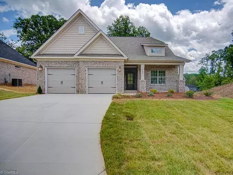 1876 Michelle Dr, Clemmons, NC 27012