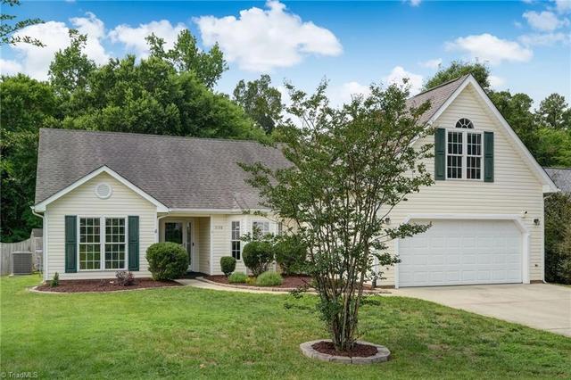 5198 Woodhollow Rd, Mcleansville, NC 27301