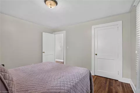 124 Manor Dr, High Point, NC 27260 photo 26