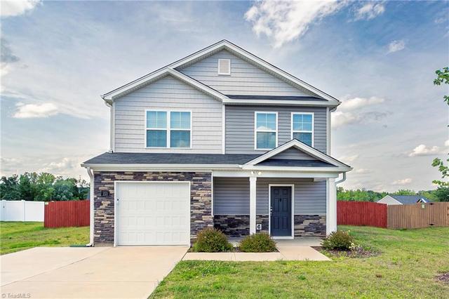 213 Rose Wind Way, Mayodan, NC 27027