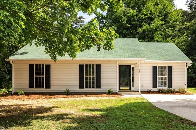 16 Spring Chapel Ct, Greensboro, NC 27455