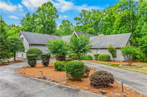 Exterior - 4200 Clinard Rd, Clemmons, NC 27012 photo 2 of 12
