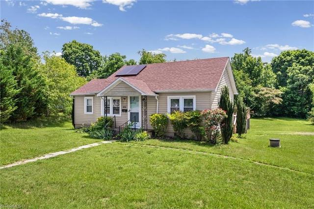 630 Pleasant Hill Dr, Elkin, NC 28621