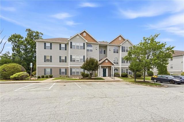 6117 Hedgecock Cir #2D, High Point, NC 27265