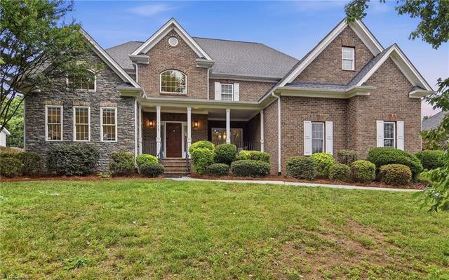 138 Montauk Ct, Clemmons, NC 27012