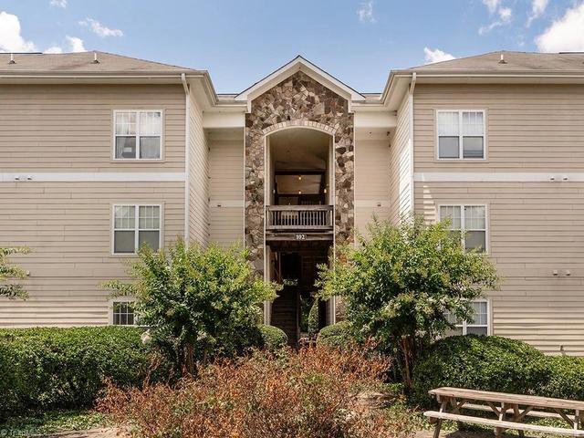 102 Campus Walk Trl #201, Elon, NC 27244