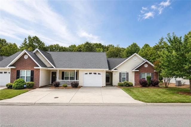 730 Wynbrook Square Ln, Winston Salem, NC 27103