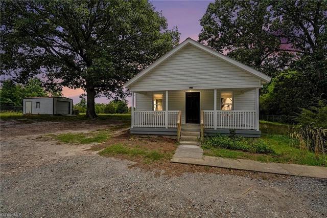 2908 Littlebrook Rd, Seagrove, NC 27341