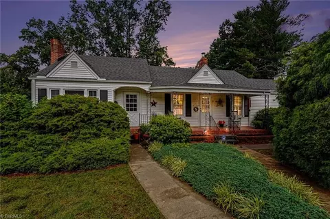 133 Mountain View Rd, King, NC 27021 photo 1